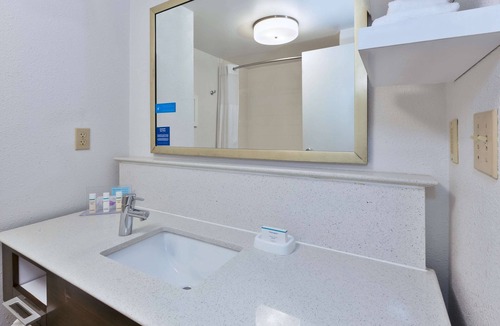 Waterbury Hotel | Hampton Inn Waterbury