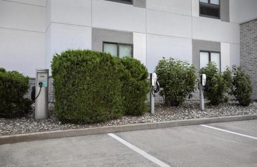 Waterloo Hotel | Hampton Inn Waterloo