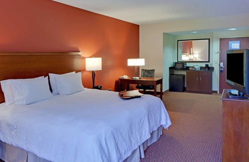 Fishersville Hotel | Hampton Inn Waynesboro/Stuarts Draft