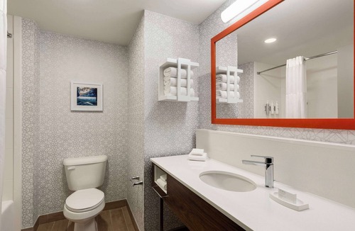 Fishersville Hotel | Hampton Inn Waynesboro/Stuarts Draft