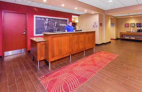 Waynesburg Hotel | Hampton Inn Waynesburg