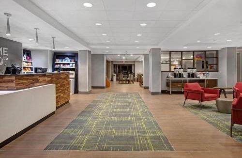 Westfield Hotel | Hampton Inn Westfield