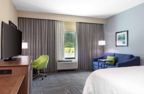 Wetumpka Hotel | Hampton Inn Wetumpka