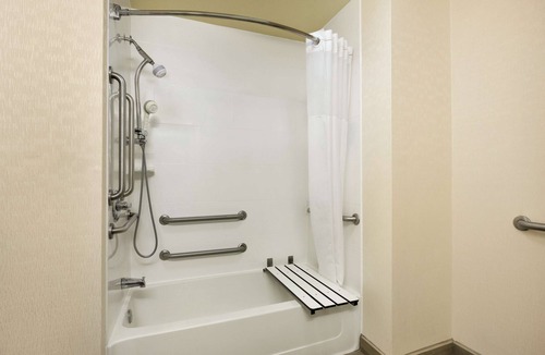 Wichita Falls Hotel | Hampton Inn Wichita Falls Sikes Senter Mall