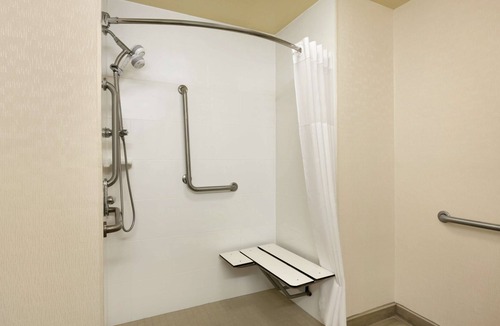 Wichita Falls Hotel | Hampton Inn Wichita Falls Sikes Senter Mall