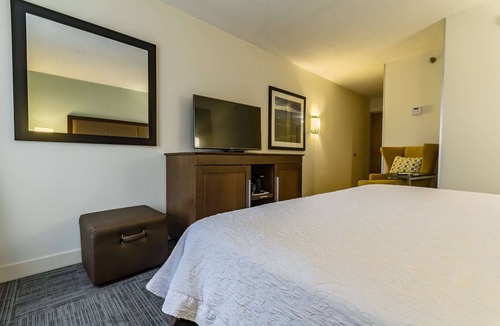 Winchester Hotel | Hampton Inn Winchester-University/Mall Area