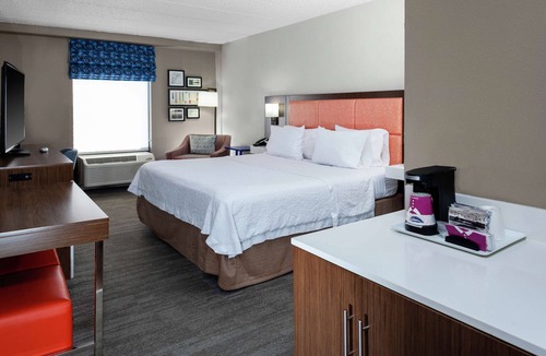 Hopelawn Hotel | Hampton Inn Woodbridge