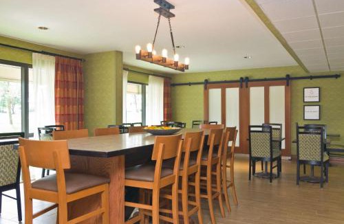 Wooster Hotel | Hampton Inn Wooster