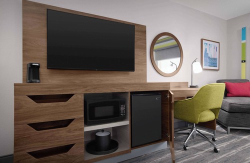 Yorkville Hotel | Hampton Inn Yorkville