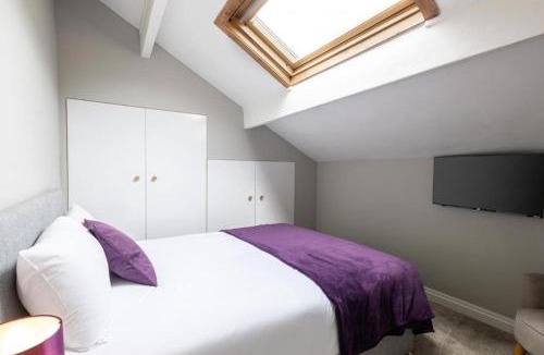 St Bees Apartment | Hampton Manor House - 9 Bedrooms