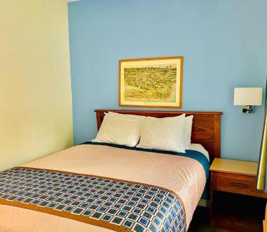 Hampton Hotel | Hampton Motor Inn