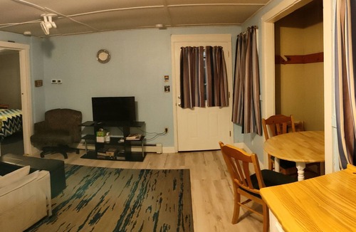 Hampton Apartment | Hampton Small 1 Bedroom Winter Rental