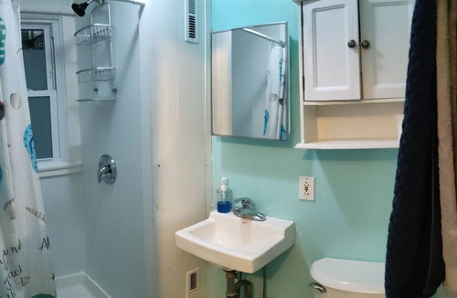 Hampton Apartment | Hampton Small 1 Bedroom Winter Rental