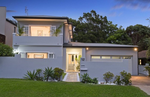 Curl Curl House | Hamptons Beach House at Curl Curl