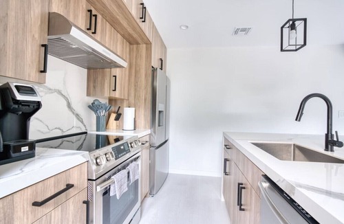 North Sea House | Hamptons Modern Retreat NEW CONS