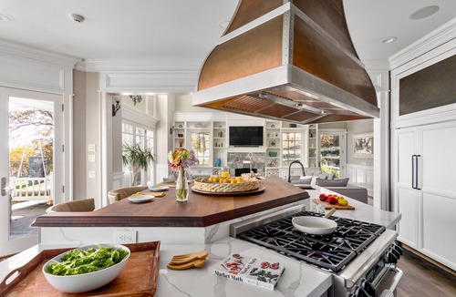 Town of Marlborough House | Hamptons on the Hudson: Pool, SPA, BBQ, Views!