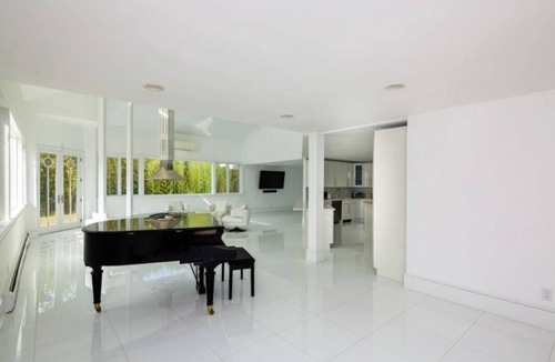 Water Mill House | Hamptons Peak Tranquility Iconic Retreat
