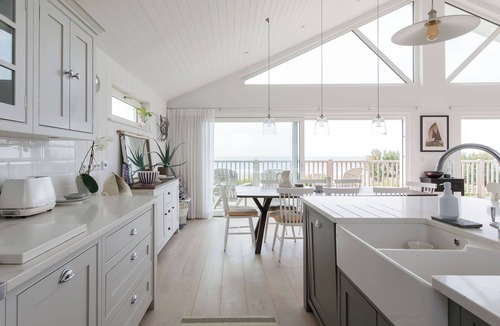 Wittering House | Hamptons Style Lux Beach house