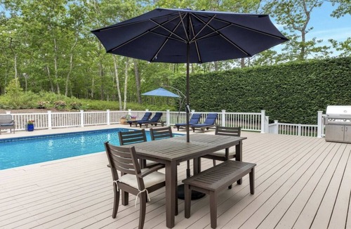 Hampton Bays Villa | Hamptons Wellness villa with Pool and Hot tub