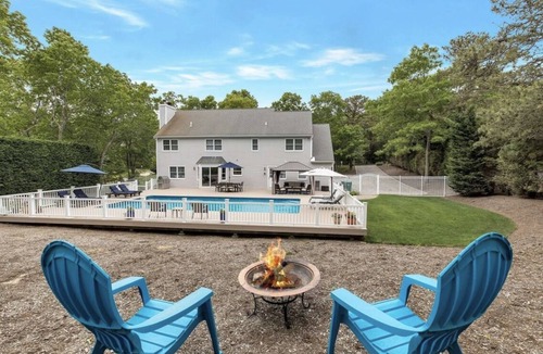 Hampton Bays Villa | Hamptons Wellness villa with Pool and Hot tub
