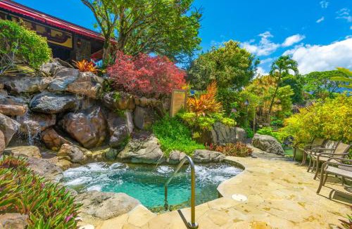 Princeville Apartment | Hanalei Bay Beach Retreat with Waterfall Views