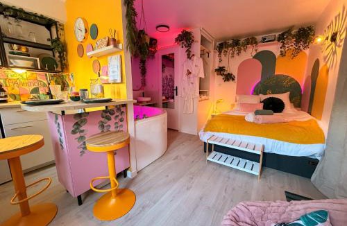 Sassenage Apartment | Hanamori, Suite Balnéo & Cinéma proche Grenoble