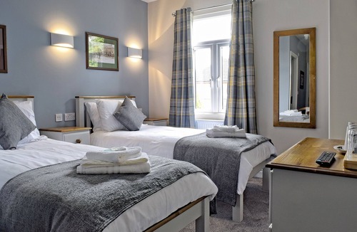 Bromsgrove Hotel | Hanbury Turn