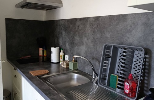 Le Houga Apartment | Hand in hand