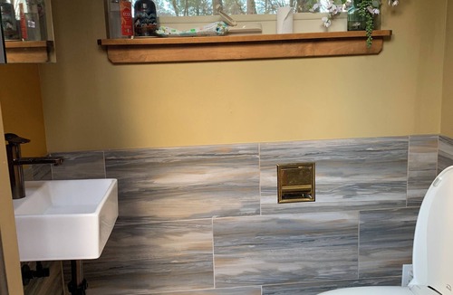 Rough and Ready Apartment | Handcrafted Roundhouse studio & loft. Large sky window + private outdoor shower