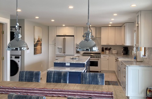 North Truro House | HANDICAP ACCESSIBLE SPECTACULAR VIEWS OCEAN FRONT 4 BEDROOM 3 BATH SLEEPS 8-10