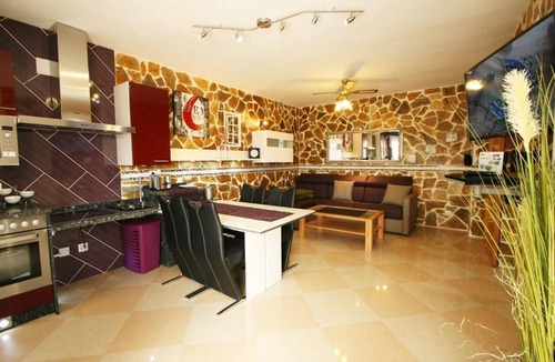 Els Poblets House | Handicapped accessible Villa Körbchen for families