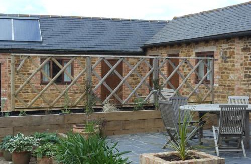 Towcester Bed & Breakfast | Handley Barn