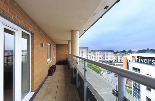 Hemel Hempstead Apartment | Handleys Ct, Penthouse 67 2 bed/2