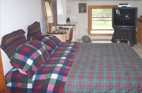 Cobleskill Cottage | Handmade House on 70 Acres