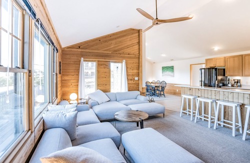 Palisade Acres House | Handsome raised home with private hot tub, & central AC