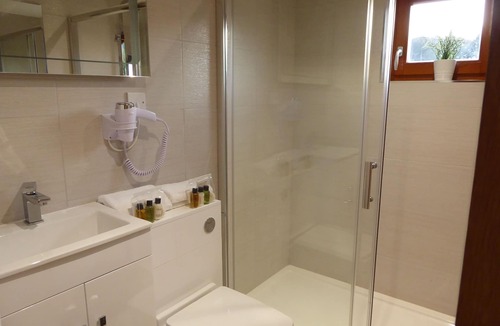 Lower Assendon Bed & Breakfast | Handywater Cottage B&B