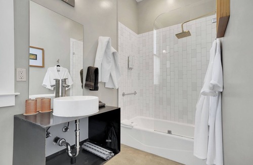 Sutter Creek Bed & Breakfast | Hanford House