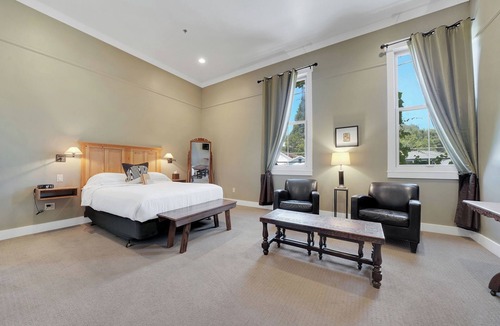 Sutter Creek Bed & Breakfast | Hanford House