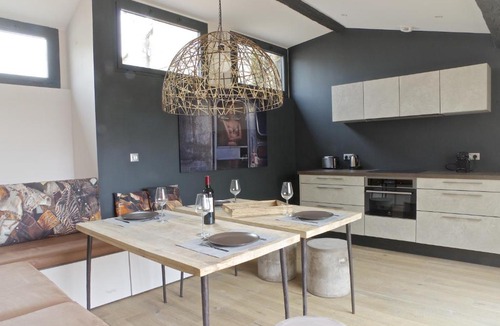 Grand Parc-Paul Doumer Apartment | Hangar