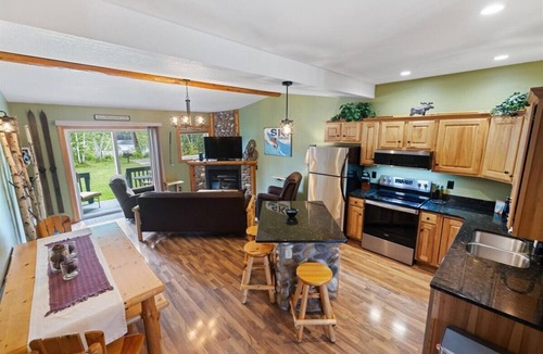 Biwabik Condo | Hank's Lake & Links: The Quarry