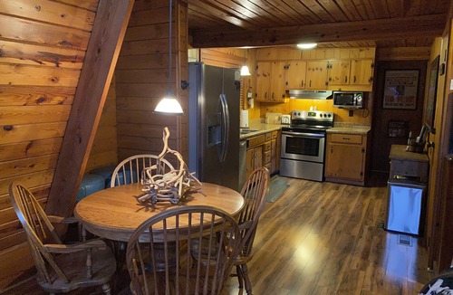 Chalet Village Ski Chalet | Hank Williams Cabin 2 Bedrooms, 2 Baths, Wi-fi, Must See Chalet, Great location