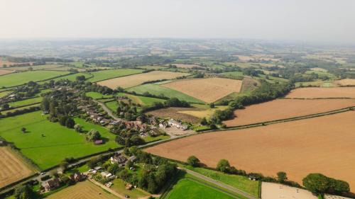 Upper Sapey Bed & Breakfast | Hanley House