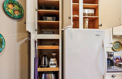 Historic Railroad District House | Hanna's House by WanderLodges