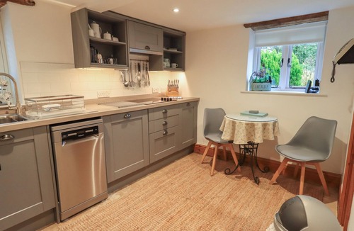 Hawkshead Cottage | HANNAKIN BARN, romantic in Hawkshead