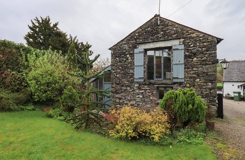 Hawkshead Cottage | HANNAKIN BARN, romantic in Hawkshead
