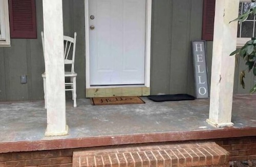 Seneca House | Hanover Haven 3 BR/2 Bath