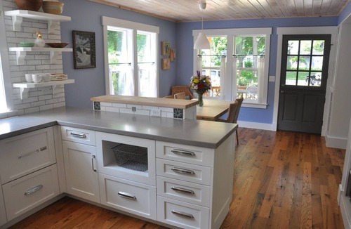 Saugatuck House | Hansel And Gretel Cottage in downtown Saugatuck