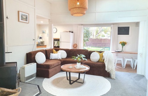 Bundeena House | Hapi One - Bundeena