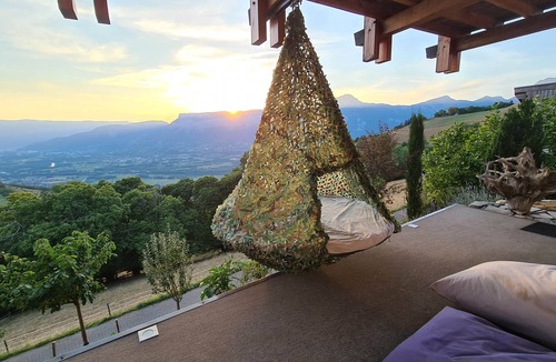 Saint-Jean-le-Vieux Villa | Happiness and Belvedere