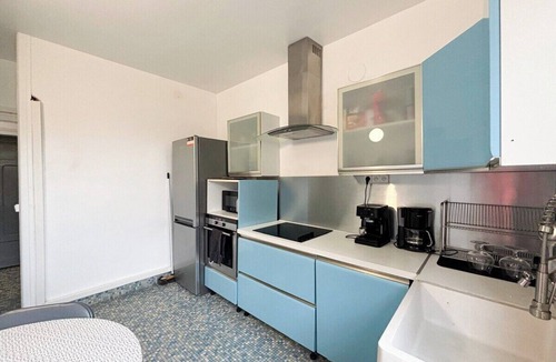 Saint-Jouin-de-Blavou House | Happiness is in the perch